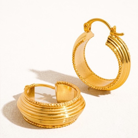 18K Gold Textured Hoops - Picture 2 of 4